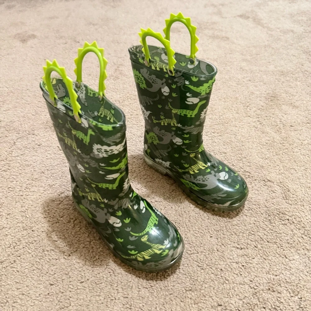 Light Up, Dinosaur Print Kids Rain Boots Size 13 - Picture 3 of 8